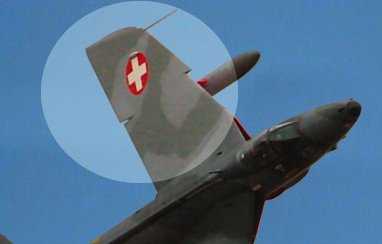 hawker hunter with zig zag on leading edge